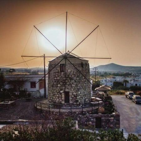 The Windmill Daire Adamantas  Dış mekan fotoğraf